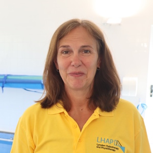Sarah Whiting provides hydrotherapy assessment at Lymden Hydrotherapy and Physiotherapy Clinic in Surrey